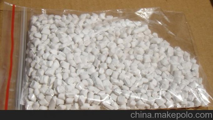 山東自產(chǎn)注塑、拉絲填充母料圖片