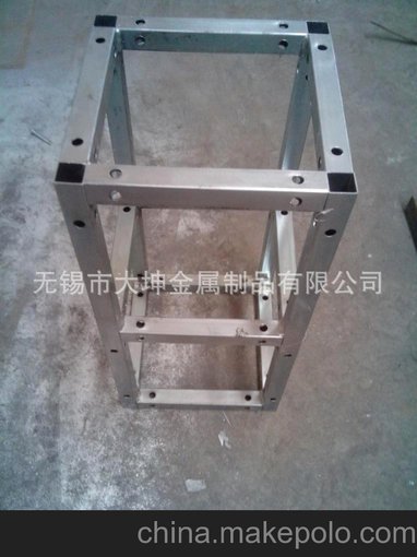 鋼鐵桁架  方管桁架  桁架價格  廣告背景架圖片