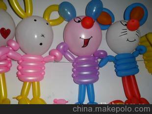 销售各种气球编织的卡通气球娃娃