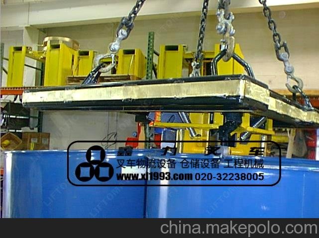 吊車(chē)用四桶桶夾 集裝箱碼頭吊桶桶夾 L4FC吊裝桶夾、倒料油桶桶夾圖片