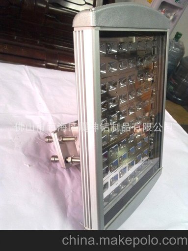 震坤鋁制品 廠家超值大量供應(yīng)廣東熱銷LED燈具及外殼圖片