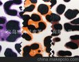 厂家直销 现货供应 合成革 纺织皮革 PVC人造革 印豹纹