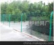 大量积压双边丝护栏网，价格低廉