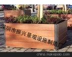 䶩\