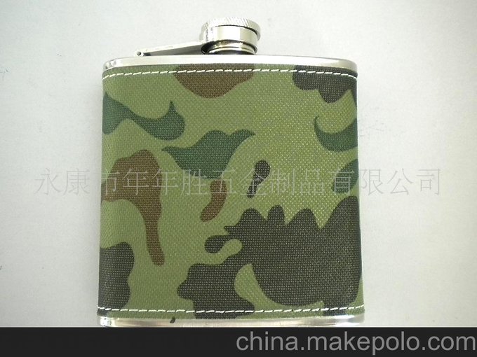 廠家供應(yīng) 酒壺 不銹鋼酒壺 迷彩皮質(zhì) 高檔PU包皮不銹鋼酒壺圖片