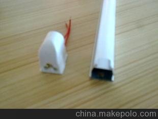 0.9 8W 660750LM T5LEDչ