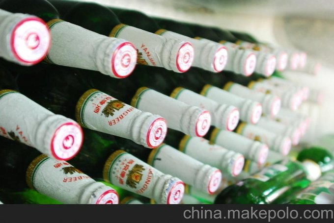 香港進口啤酒中港強勢進口清關(guān)快件包稅進口清關(guān)圖片